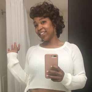 Meet your Posher, Paris